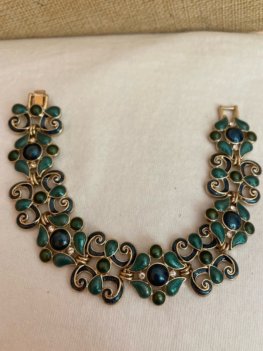 Napier Signed Vintage Green Bracelet with Scroll and Flowers Design